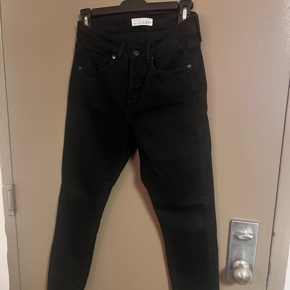 Loft black jean pants size 6
